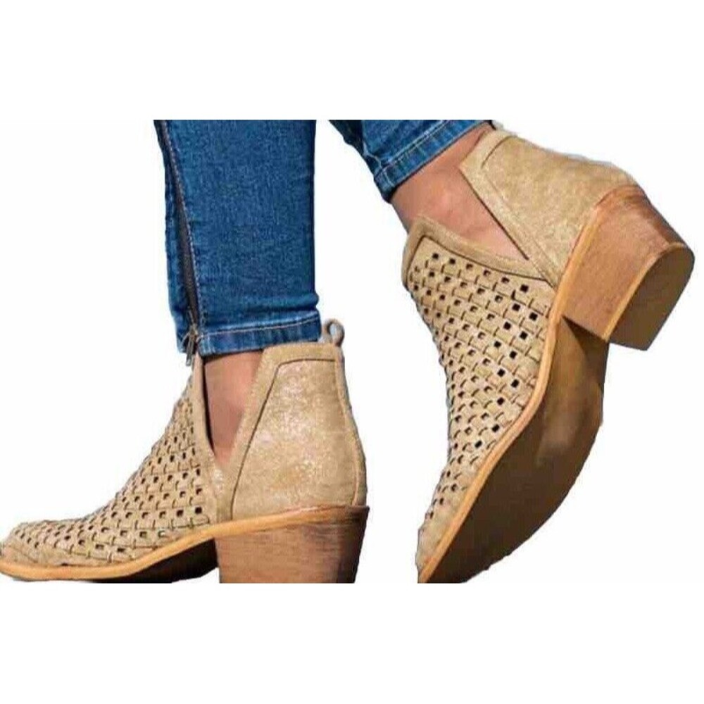 JeffreyCampbellCutoutLoafer SuedeWestern Ankle Women’s booties BeigeColorSize 10